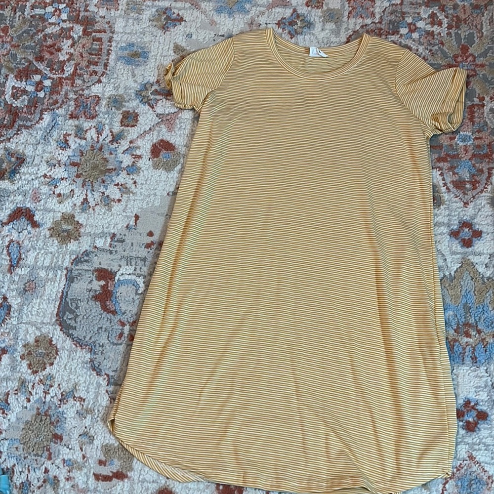 CottonOn tee-shirt yellow dress